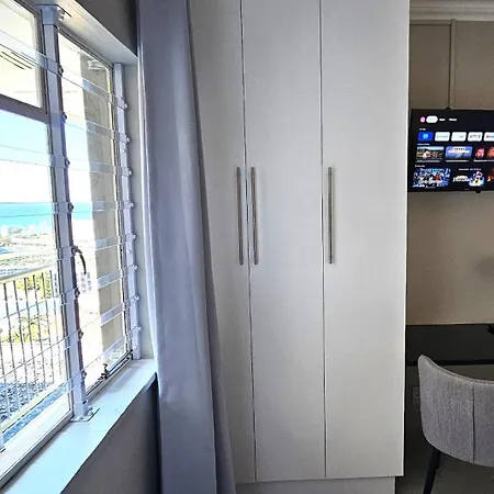 Spacious 2 Bedroom Apartment - Harbour Views Cape Town Exterior photo