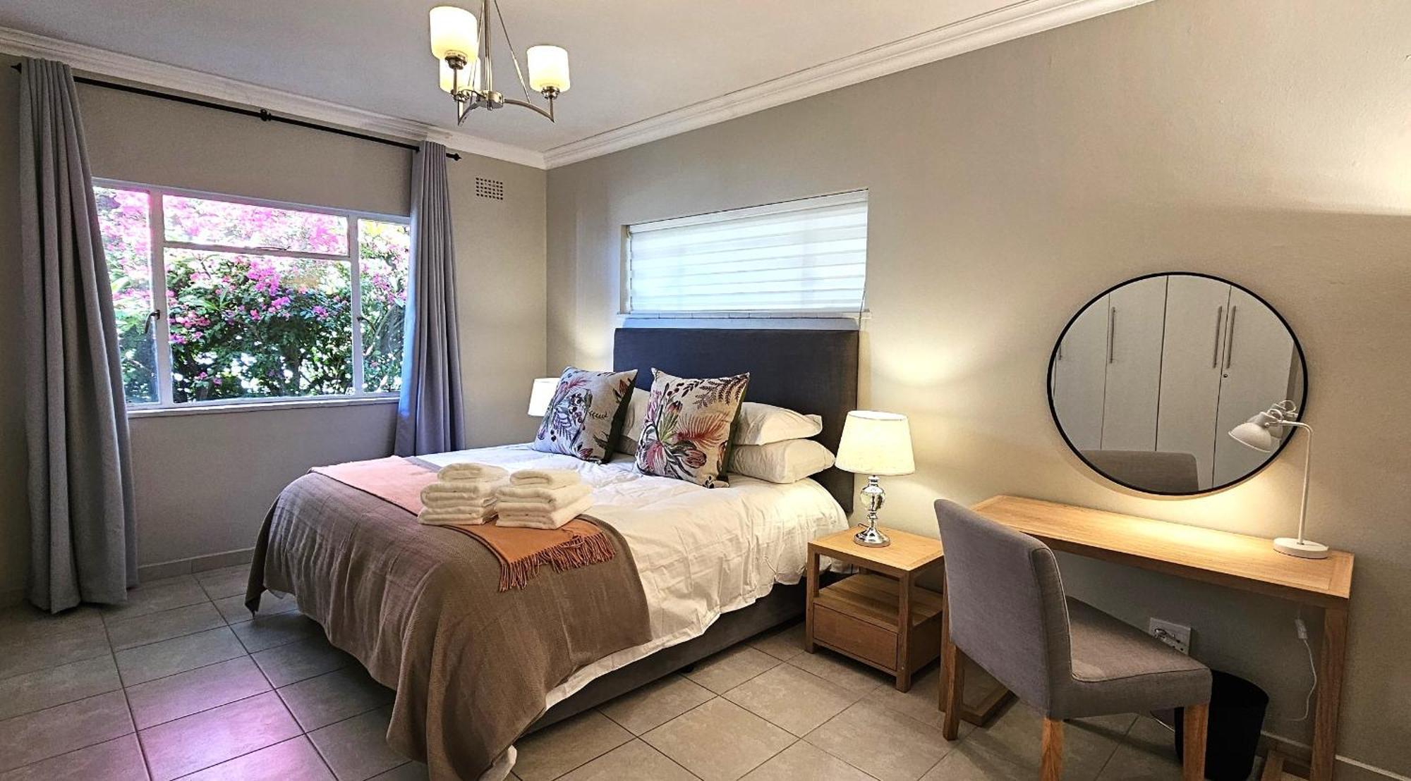 Spacious 2 Bedroom - Harbour Views Apartment *