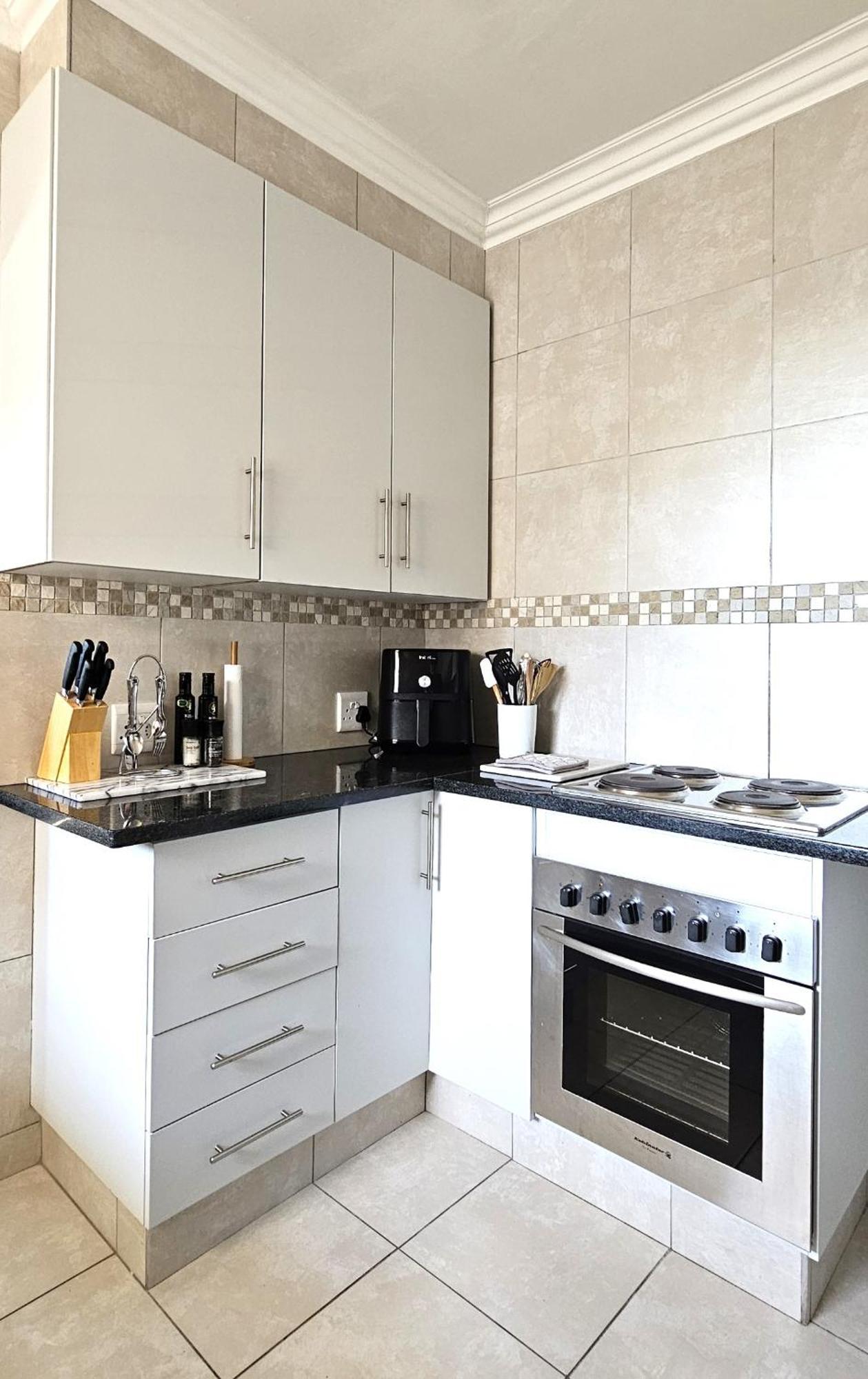 Apartment Spacious 2 Bedroom - Harbour Views *